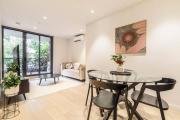 Gorgeous 2brm in leafy Elwood
