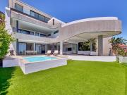 Ocean Villa Bantry Bay - Private Pool, Sea View, Newly Refurb