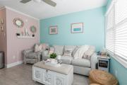 Ashore Beach Retreat-1BR 1BA with pool, parking, 1 & half block to Beach & Boardwalk, Moreys Pier