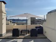 Apartamento sobre o Rio