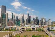 Stylish One-Bedroom Apartment with Southbank and Yarra River Views