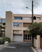 Studio capacite 2 personnes quartier corniche a quelques pas des plages et petit centre ville