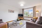 Fonthill Stay - SJA Stays - 3 Bed Apartment