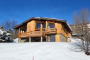 Architects Chalet with Stunning View - Close to Slopes and Shops Architects Chalet with Stunning View - Close to Slopes and Shops