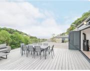 Newly Refurbished Beach Lodge