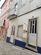 100 meters from the Beach! Rua da Paz Nazaré
