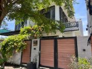 바나나 풀 하우스