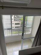 Apto com varanda na Paulista