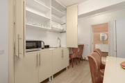 Spacious 3BR Retreat in Central Bucharest Spacious 3BR Retreat in Central Bucharest