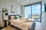 Mercury One Bedroom Haven with Fantastic Views