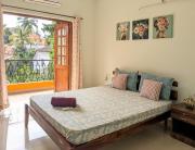 Casa Stay Candolim Holiday Apartments with Pool-Free Parking-WiFi-Powerback up