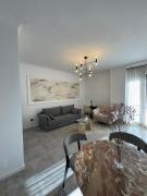 Dennys Apartment City Center