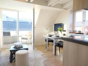 Hafenstraße 4, W1, Esprit 2