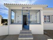 Grande maison 3 chambres, terrasse sud, proche plage et commerces, parking privé - FR-1-540-170