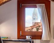 Glass House - Loft 2 minutes to Rialto Bridge & View