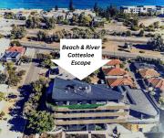 Beach & River Cottesloe Escape