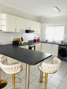 Top Uvongo Beach