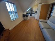 Cosy Spacious 2 bedroom Apartment Free Parking