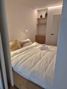 Studio close to Shops, Restaurants & the Beach Studio close to Shops, Restaurants & the Beach