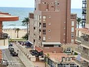 Amplio apartamento con piscina y a 50m del mar