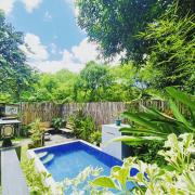 The Backyard Glamp - Exclusive Glamourous Camp