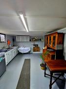 Tweni Farm Style Unit