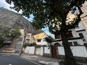 Urca, aos pés do Pão de Açucar, Praia Vermellha e 5 minutos de Copacabana