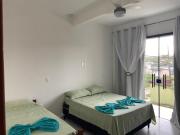 Casa familiar com 3 quartos e próximo a praia