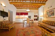 Holiday apartment rental in the heart of Lucca no01