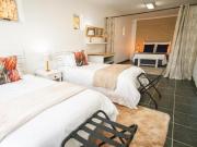 Four Seasons Struisbaai