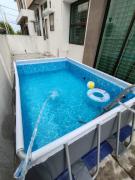 17Lumut 9minTelukBatik - 15Pax 4BR4Bath Karaoke Snooker Kid Pool BBQ