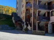 Appart 3 chambres, cheminée, balcon, aux pieds des pistes - FR-1-570-29 Appart 3 chambres, cheminée, balcon, aux pieds des pistes - FR-1-570-29