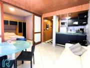 Flat Completo com cozinha no Melhor da Pituba, WIFI, Ar, Netflix, EDF Frente Mar, Piscina