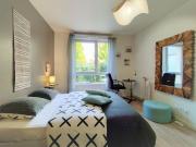 Chic apart with piano, terrace and parking