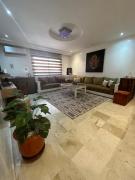 le chaleureux a 10mn de laeroport face a la gare CTM Hivernage