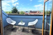 The Old Coach House: Luxury Harbourside Apartment The Old Coach House: Luxury Harbourside Apartment