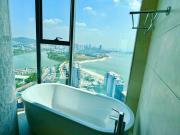 A La Carte Ha Long Paradise Bay