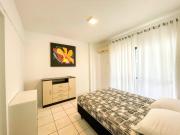 350 metros da Praia Central na Avenida Brasil próximo à Roda Gigante e Shopping Atlântico