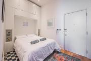 Bright Modern Studio 5 Mins to Station, Sleeps 3 Bright Modern Studio 5 Mins to Station, Sleeps 3