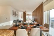 Three Bedroom Waterfront Apartment with City View Three Bedroom Waterfront Apartment with City View