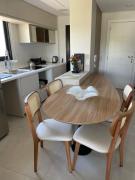 Apto 2Q na Praia Brava, 650m do mar, ao lado de Balneário Camboriú