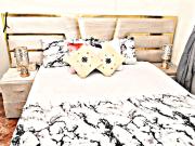 Luxury 3-bedroom apartments 5-min to the Airport