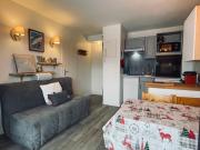 Studio ski aux pieds vue superbe sur les pistes