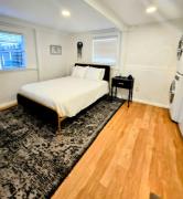 Charming Historic Studio Cottage