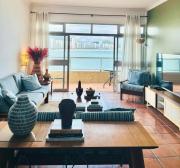 Apartamento pé na areia Guarujá