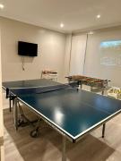 DPTO PLAYA GRANDE- 2 ADULTOS - 1 NIÑO-COCHERA-PILETA -Edificio de Categoría