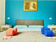 -L Oasi Del Turista, Room 3- CENTRAL STATION