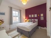 Colourful homely 2 bed terrace - Pass the Keys