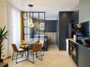 Luxe studio 10min metro from the Center of Paris
