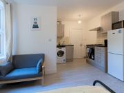 Studio flat in Heart of Southend - Pass the Keys